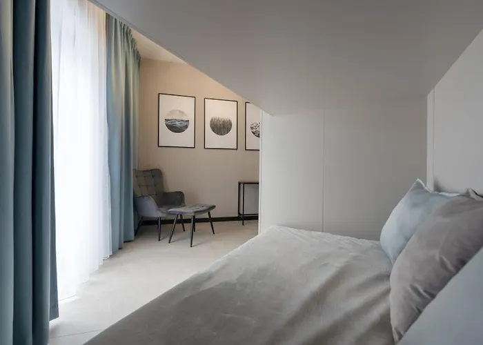 Laguna Beskidow - A28 Premium * זאז'צ'ה